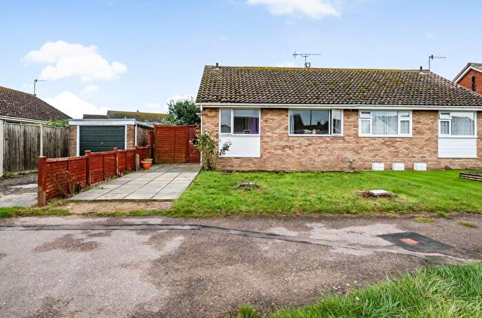 2 Bedroom Semi-Detached Bungalow For Sale In Broad View, Selsey, PO20