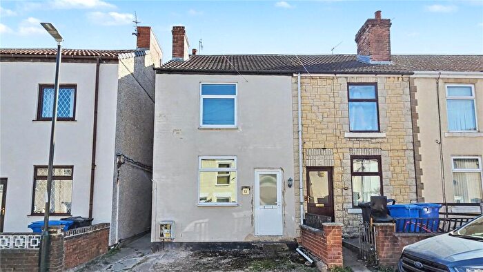 2 Bedroom End Of Terrace House For Sale In Burnell Street, Brimington, Chesterfield, Derbyshire, S43