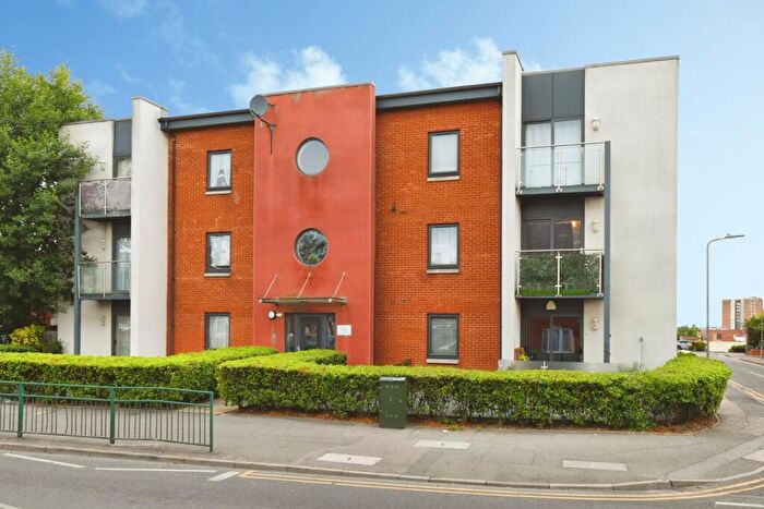 2 Bedroom Flat For Sale In Westwell, West Street, Southend-On-Sea, Essex, SS2