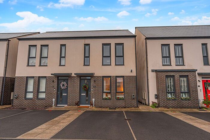 2 Bedroom Semi-Detached House For Sale In Cow Parsley Way, Newport, NP19