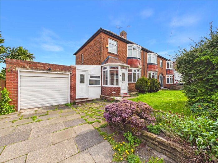 3 Bedroom Semi-Detached House For Sale In Fortrose Avenue, Sunderland, Tyne And Wear, SR3