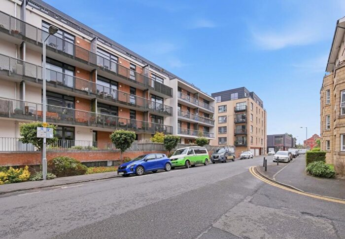 2 Bedroom Flat For Sale In / Hopetoun Street, Edinburgh, EH7