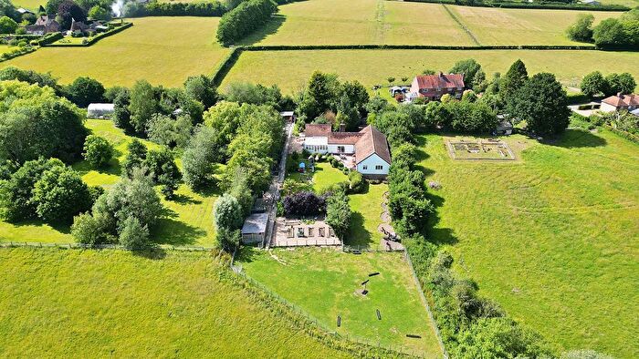 5 Bedroom Detached Bungalow For Sale In Field Mill Road, Egerton, TN27