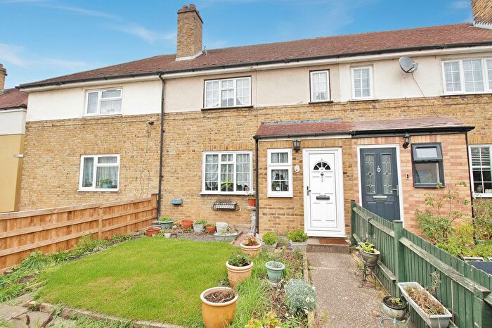 3 Bedroom Terraced House To Rent In Worton Road, Isleworth, TW7