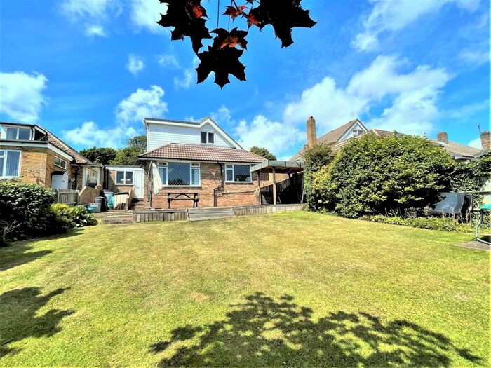 5 Bedroom Chalet To Rent In Denton Rise, Newhaven, BN9