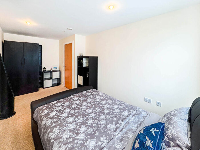 2 Bedroom Apartment For Sale In St. Stephen Street, Salford, M3
