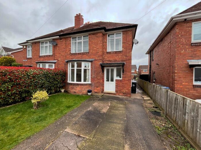 3 Bedroom Semi-Detached House To Rent In Bridge Road, Uttoxeter, ST14