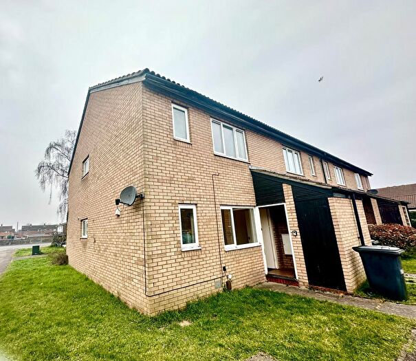 1 Bedroom Apartment To Rent In Alburgh Close, Bedford, MK42