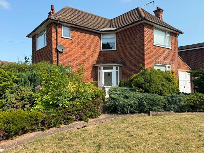 3 Bedroom Detached House To Rent In Loughborough Road, Nottingham, NG2