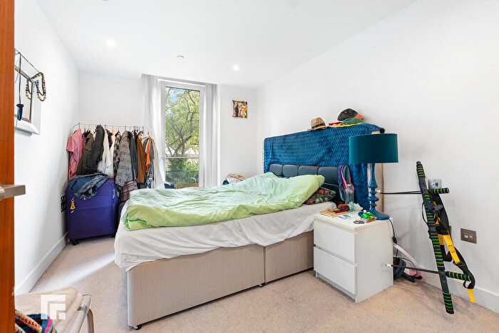 1 Bedroom Apartment For Sale In Hayes Apartments, The Hayes, Cardiff, CF10