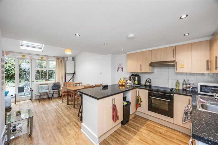 4 Bedroom Terraced House To Rent In Upper Lewes Road, Brighton, BN2