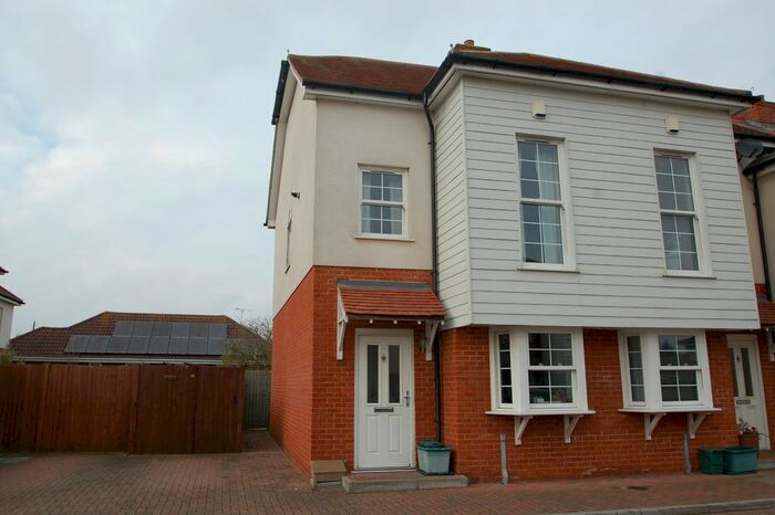 2 Bedroom End Of Terrace House To Rent In Kelvedon Road, Tiptree, Colchester CO5
