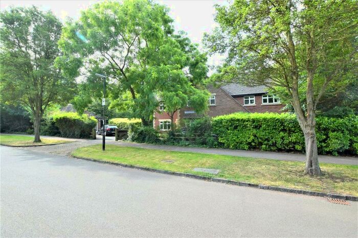 5 Bedroom Detached House To Rent In Augusta Avenue, Collingtree Park, Northampton, NN4