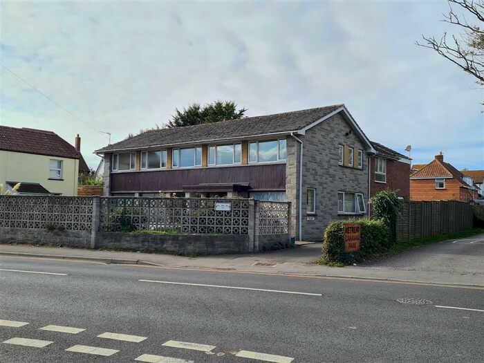 2 Bedroom Flat To Rent In Berrow Road, Burnham-On-Sea, Somerset TA8