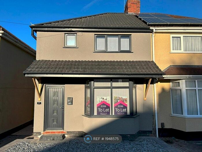 3 Bedroom Semi-Detached House To Rent In Ringwood Road, Wolverhampton, WV10