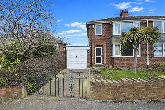 3 Bedroom Semi-Detached House For Sale In Ainsdale Road, Royston, Barnsley, S71