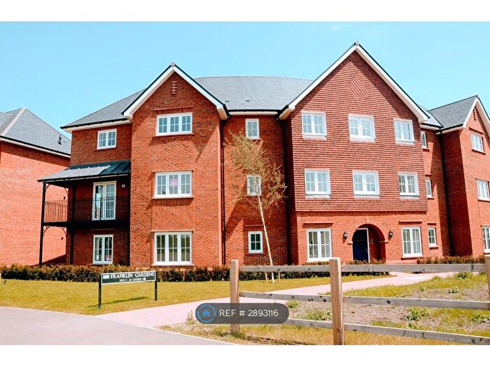 2 Bedroom Flat To Rent In Franklin Gardens, Didcot, OX11