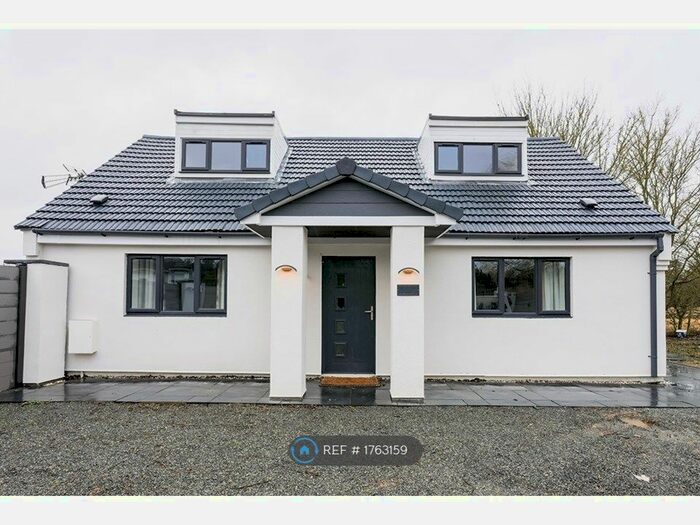 3 Bedroom Detached House To Rent In Potton Road, St. Neots, PE19