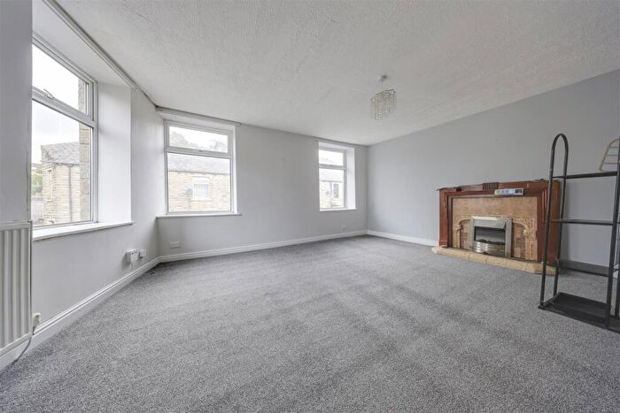 2 Bedroom End Of Terrace House For Sale In Newchurch Road, Stacksteads, Bacup, Rossendale, OL13