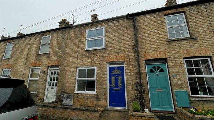 2 Bedroom Terraced House To Rent In Church Street, Somersham, PE28
