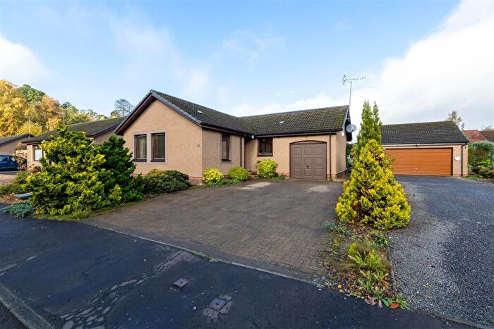 3 Bedroom Detached Bungalow For Sale In Marshall Road, Luncarty, Perth, PH1