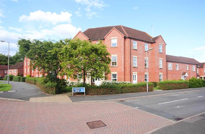 2 Bedroom Apartment To Rent In Shreres Dyche Chase Meadow, CV34