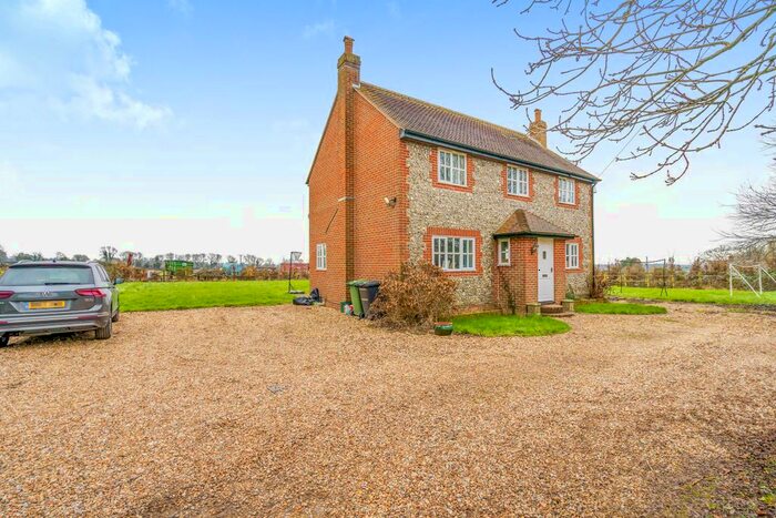 3 Bedroom Detached House To Rent In Blendworth, Waterlooville PO8