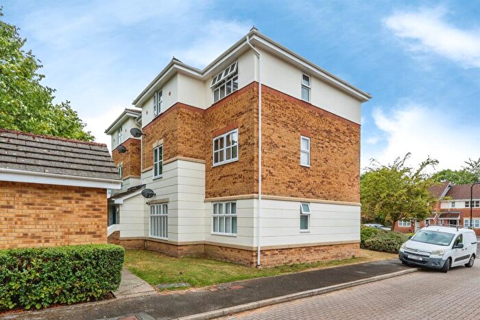 2 Bedroom Apartment For Sale In Watts Close, Southampton, SO16