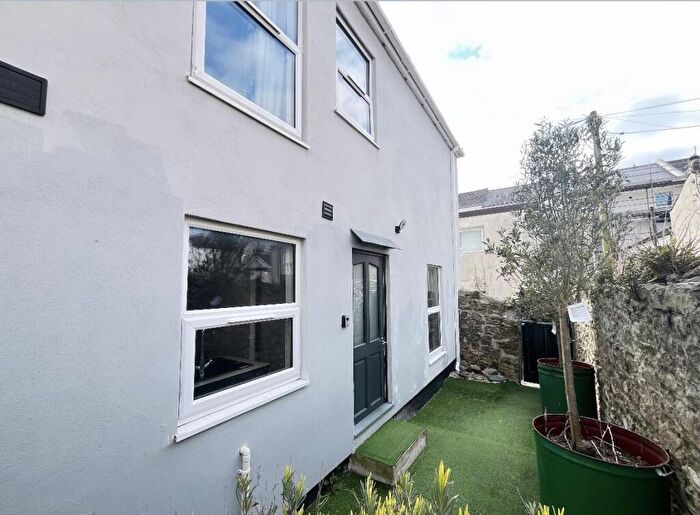 2 Bedroom House To Rent In Wyndham Mews, Plymouth, PL1