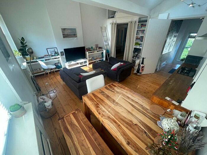 1 Bedroom Flat To Rent In Hurdwick Place, London, NW1