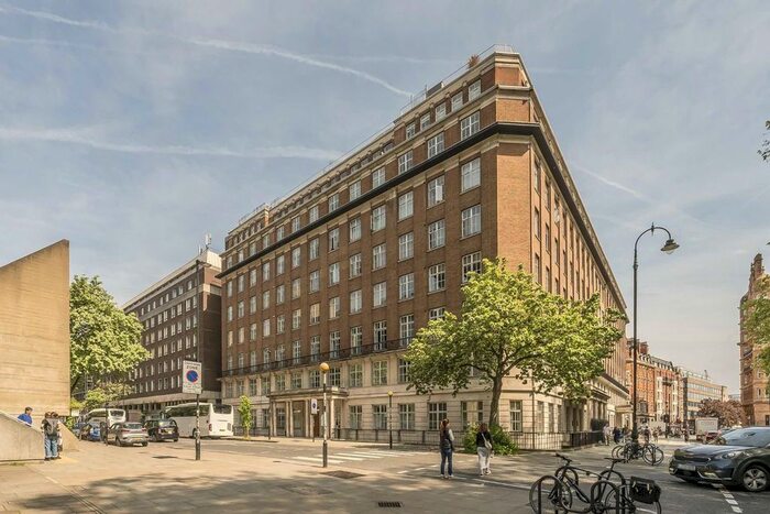 3 Bedroom Flat To Rent In Russell Square, London, WC1B