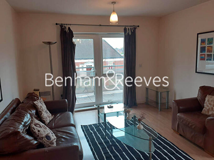 1 Bedroom Apartment To Rent In High Road, Ilford, IG1