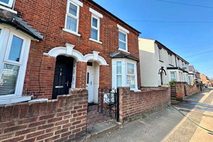 3 Bedroom Property To Rent In Margetts Road, Bedford, MK42