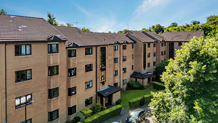 2 Bedroom Flat For Sale In Addison Road, Kirklee, G12