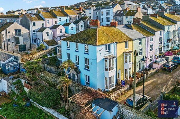 4 Bedroom End Terrace House For Sale In Albert Terrace, Portland, DT5