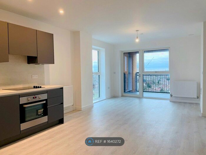 1 Bedroom Flat To Rent In Tidey Apartments, London, W3