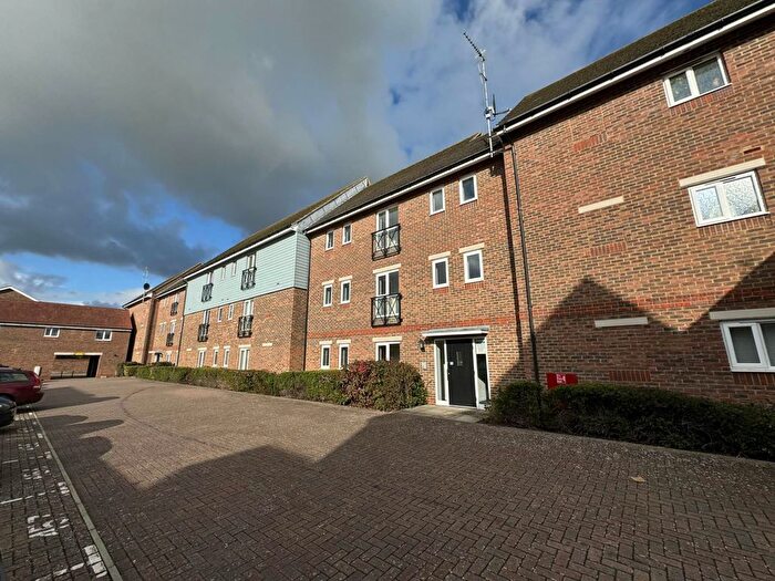 2 Bedroom Flat To Rent In Broomfield Way Milton Place, Felpham, PO22