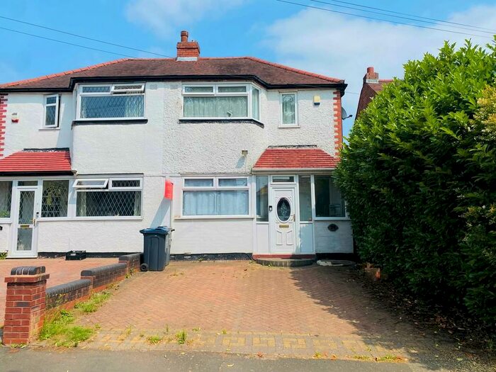 2 Bedroom Semi-Detached House To Rent In Lower White Road, Quinton, Birmingham, B32