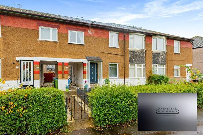 4 Bedroom Flat To Rent In Gauldry Avenue, Glasgow, G52
