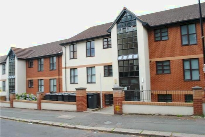 2 Bedroom Flat To Rent In Woodland Vale Road, St Leonards On Sea, TN37