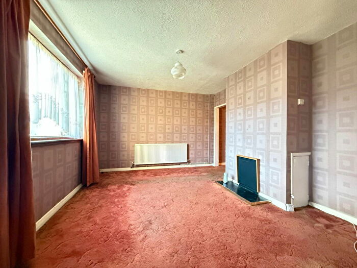 3 Bedroom End Of Terrace House For Sale In Longridge, Sittingbourne, ME10