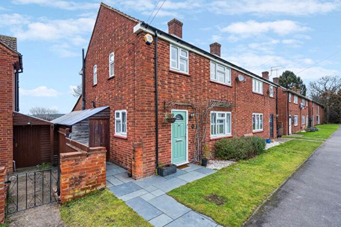 3 Bedroom Semi Detached House For Sale In Cherry Tree Road, Beaconsfield, HP9