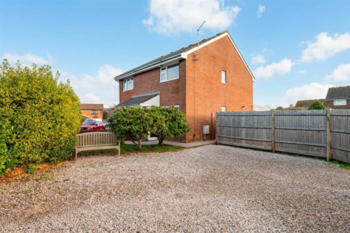 2 Bedroom Semi-Detached House For Sale In Fell Drive, Lee-On-The-Solent, PO13