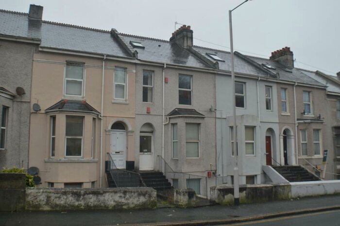 3 Bedroom Maisonette To Rent In Percy Terrace, Lipson, PL4