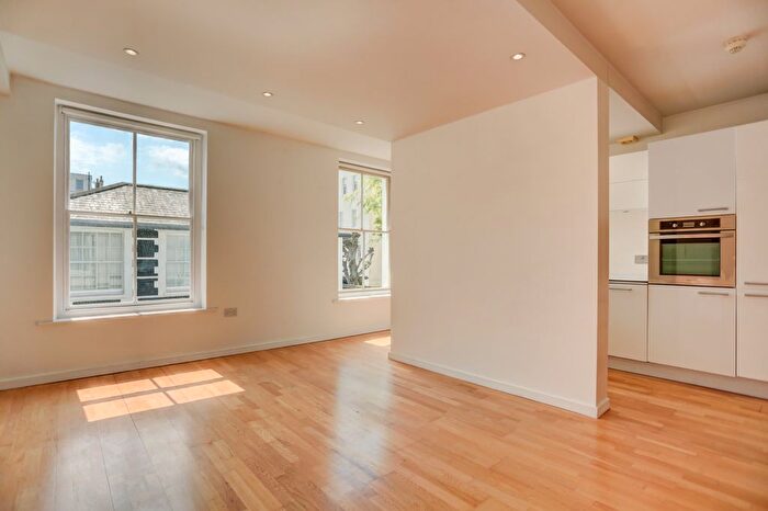 2 Bedroom Flat To Rent In Brunswick Street West, Hove, BN3