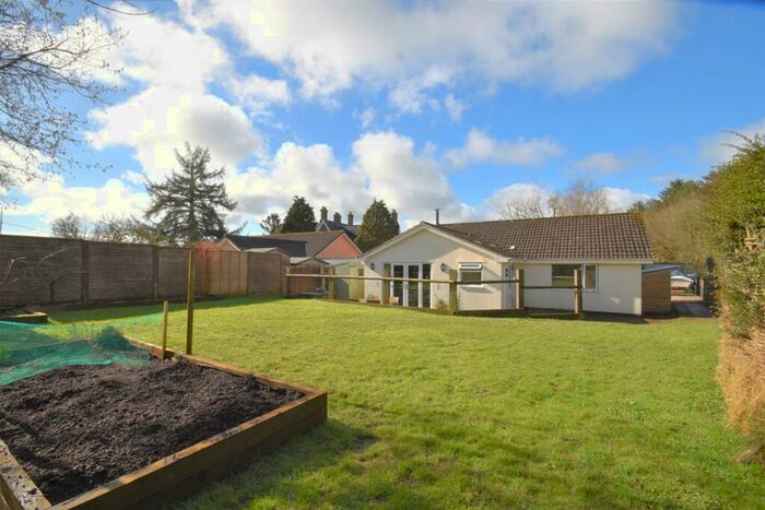3 Bedroom Bungalow For Sale In Vindor, Stoodleigh, Tiverton, Devon, EX16