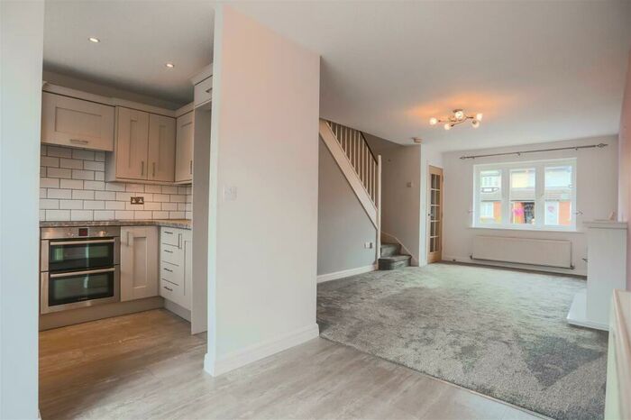 2 Bedroom Terraced House To Rent In Lowerbrook Close, Horwich, Bolton, BL6