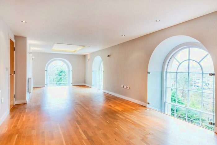 2 Bedroom House To Rent In Kensington Chapel, Bath, BA1