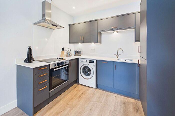 1 Bedroom Flat For Sale In / Gibson Terrace, Fountainbridge, Edinburgh, EH11