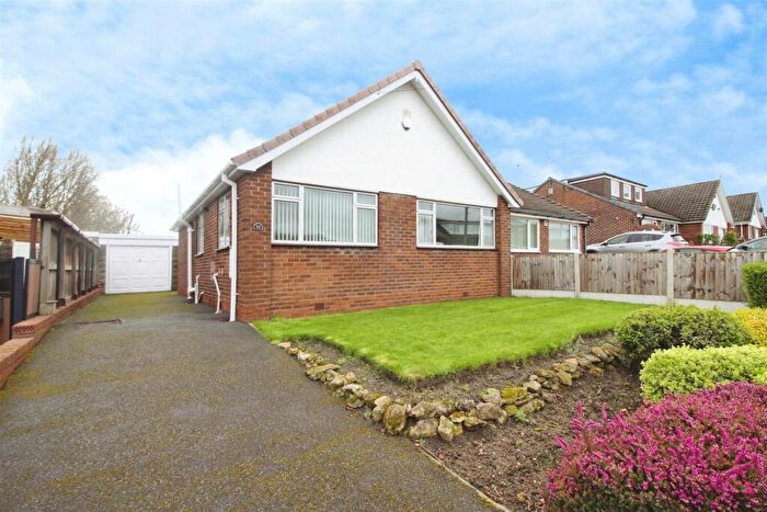 2 Bedroom Semi-Detached Bungalow For Sale In Ascot Road, Kippax, Leeds, LS25